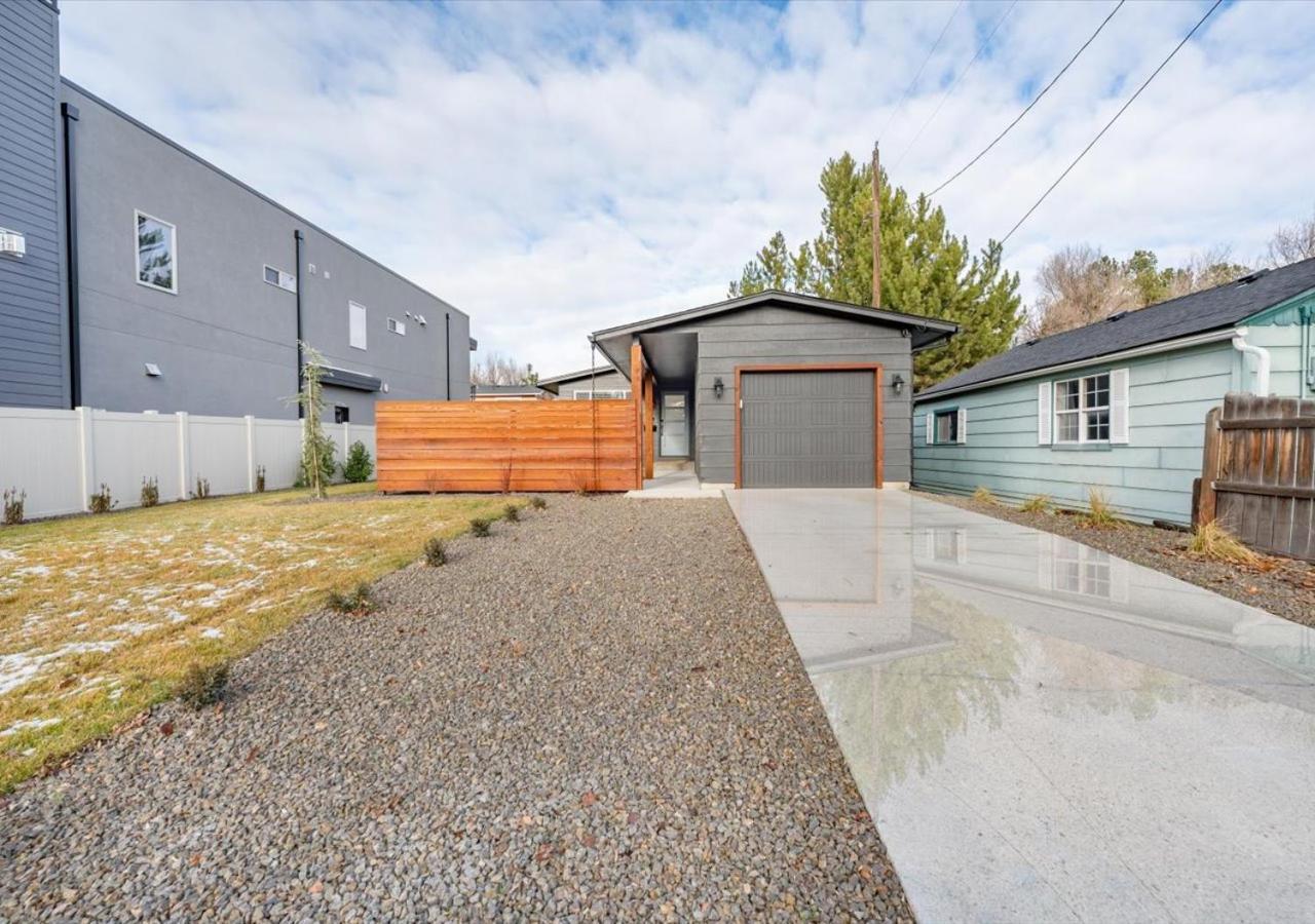 Mid Century Modern Boise-River Bungalow W/ Hot Tub Экстерьер фото