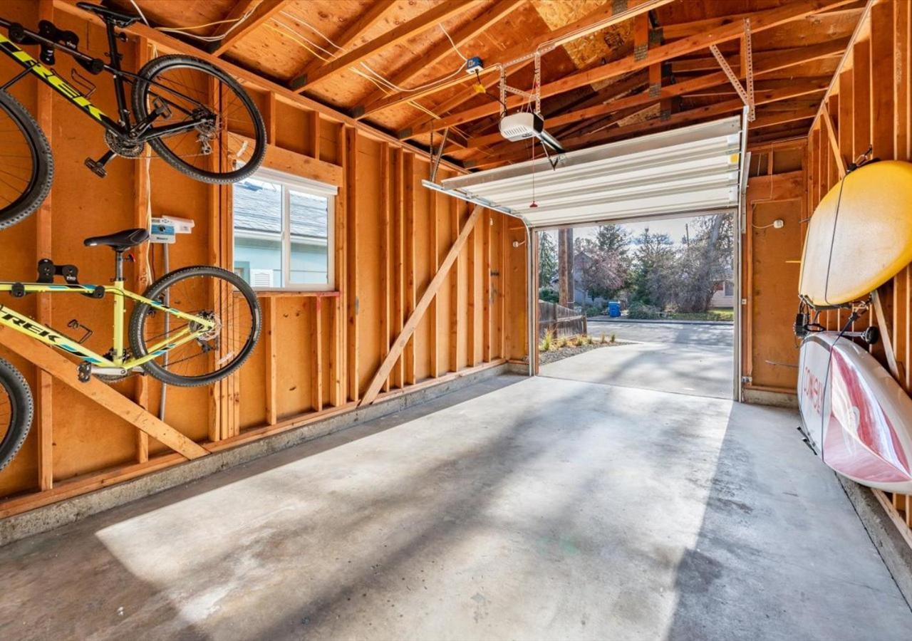Mid Century Modern Boise-River Bungalow W/ Hot Tub Экстерьер фото