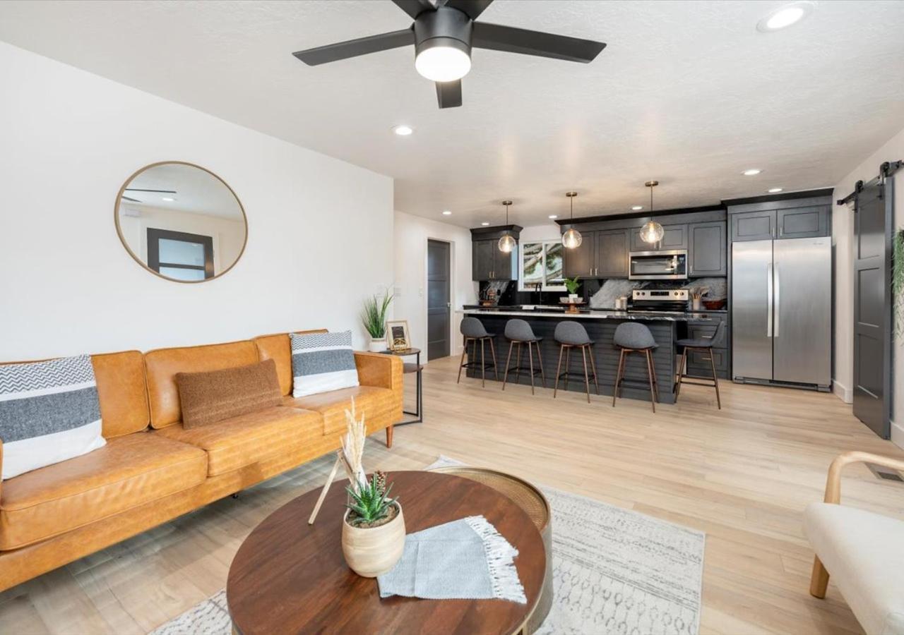 Mid Century Modern Boise-River Bungalow W/ Hot Tub Экстерьер фото